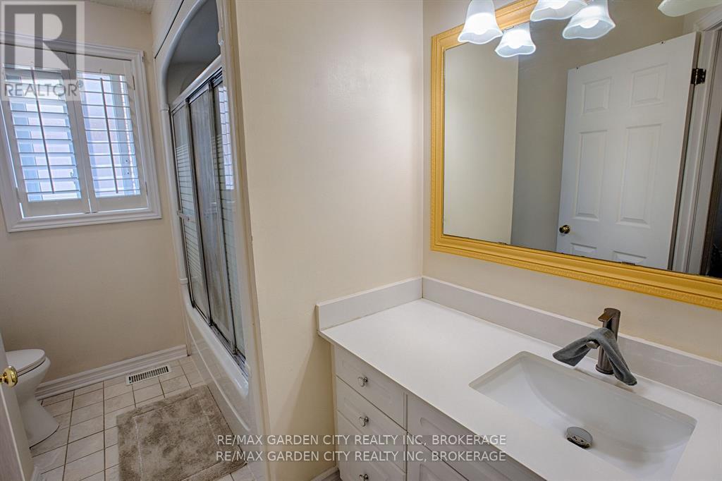 7304 Alex Avenue, Niagara Falls, Ontario  L2G 7V4 - Photo 27 - X12419381