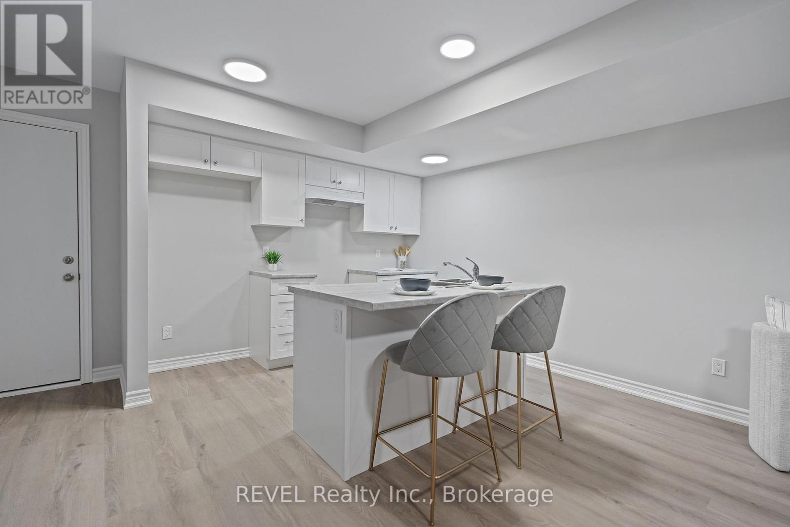 55 Superior Street, Welland, Ontario  L3B 3G3 - Photo 32 - X12420589