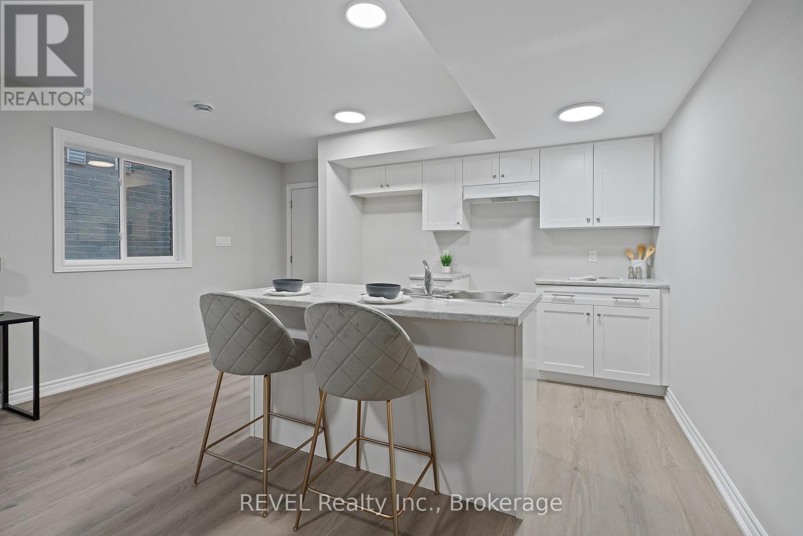 55 Superior Street, Welland, Ontario  L3B 3G3 - Photo 33 - X12420589