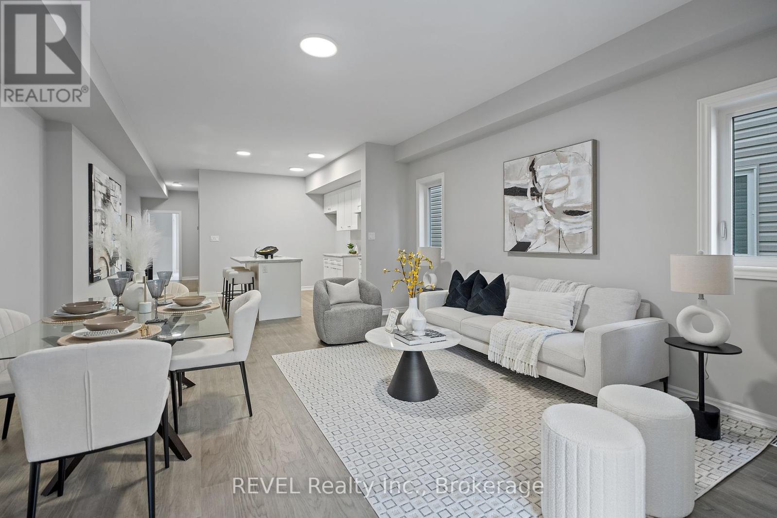 55 Superior Street, Welland, Ontario  L3B 3G3 - Photo 8 - X12420589