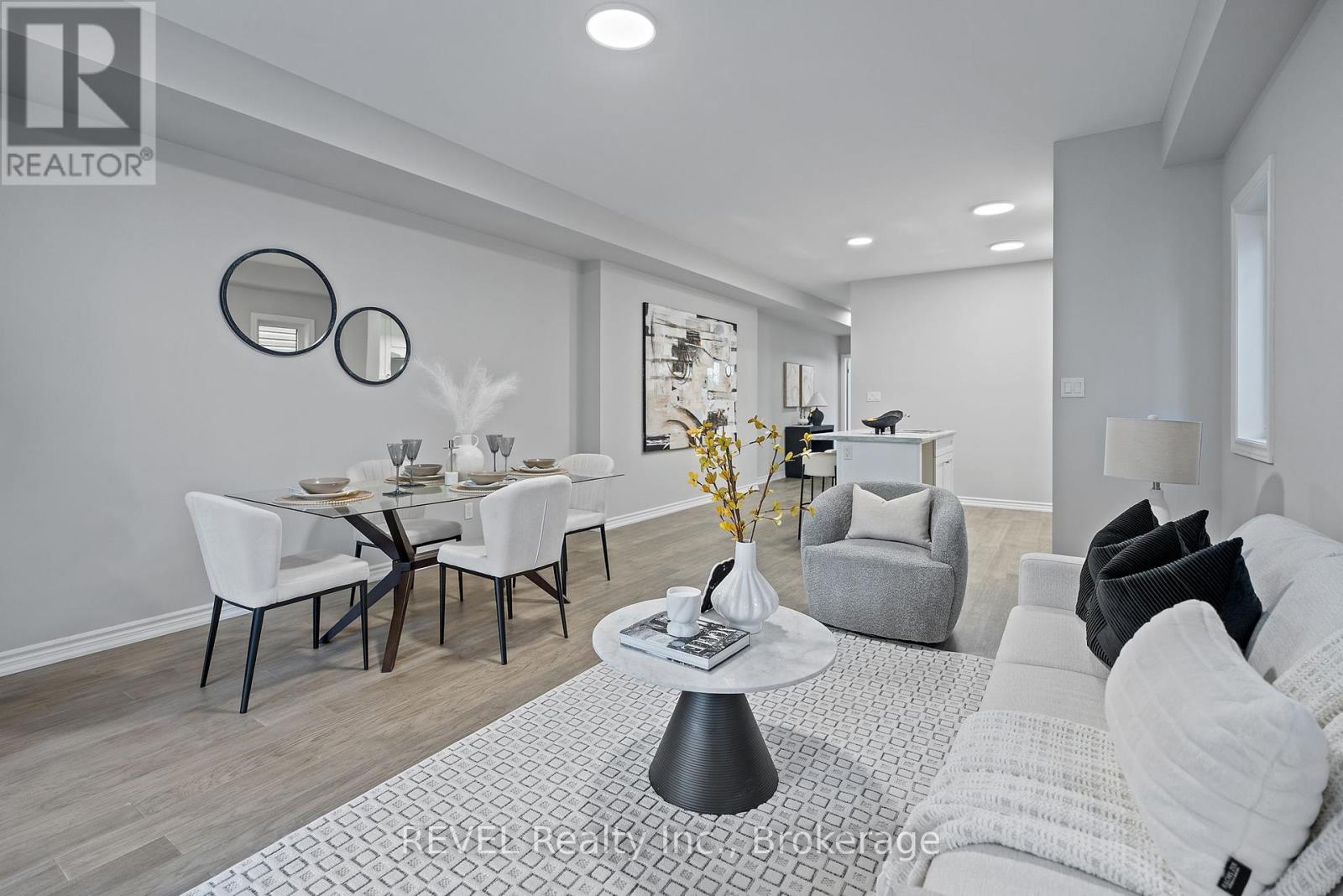 55 Superior Street, Welland, Ontario  L3B 3G3 - Photo 9 - X12420589