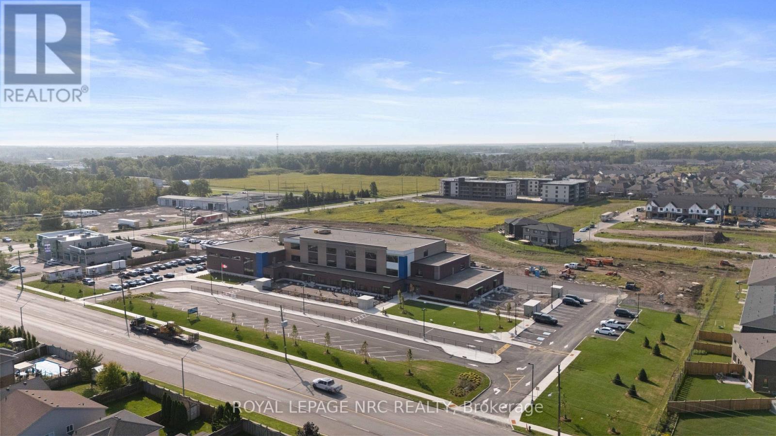 7392 Splendour Drive, Niagara Falls, Ontario  L2H 3V8 - Photo 42 - X12420613