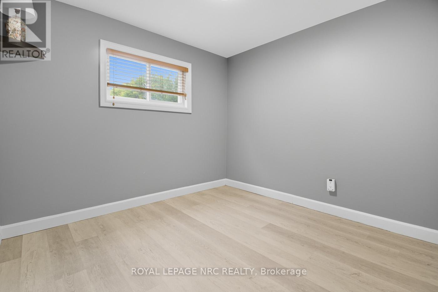 6568 Riall Street, Niagara Falls, Ontario  L2J 1Z6 - Photo 19 - X12421194