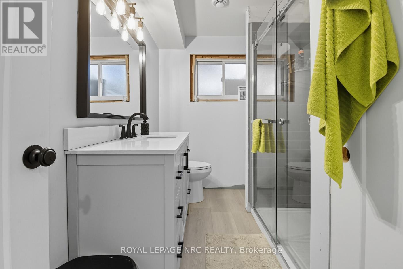 6568 Riall Street, Niagara Falls, Ontario  L2J 1Z6 - Photo 20 - X12421194