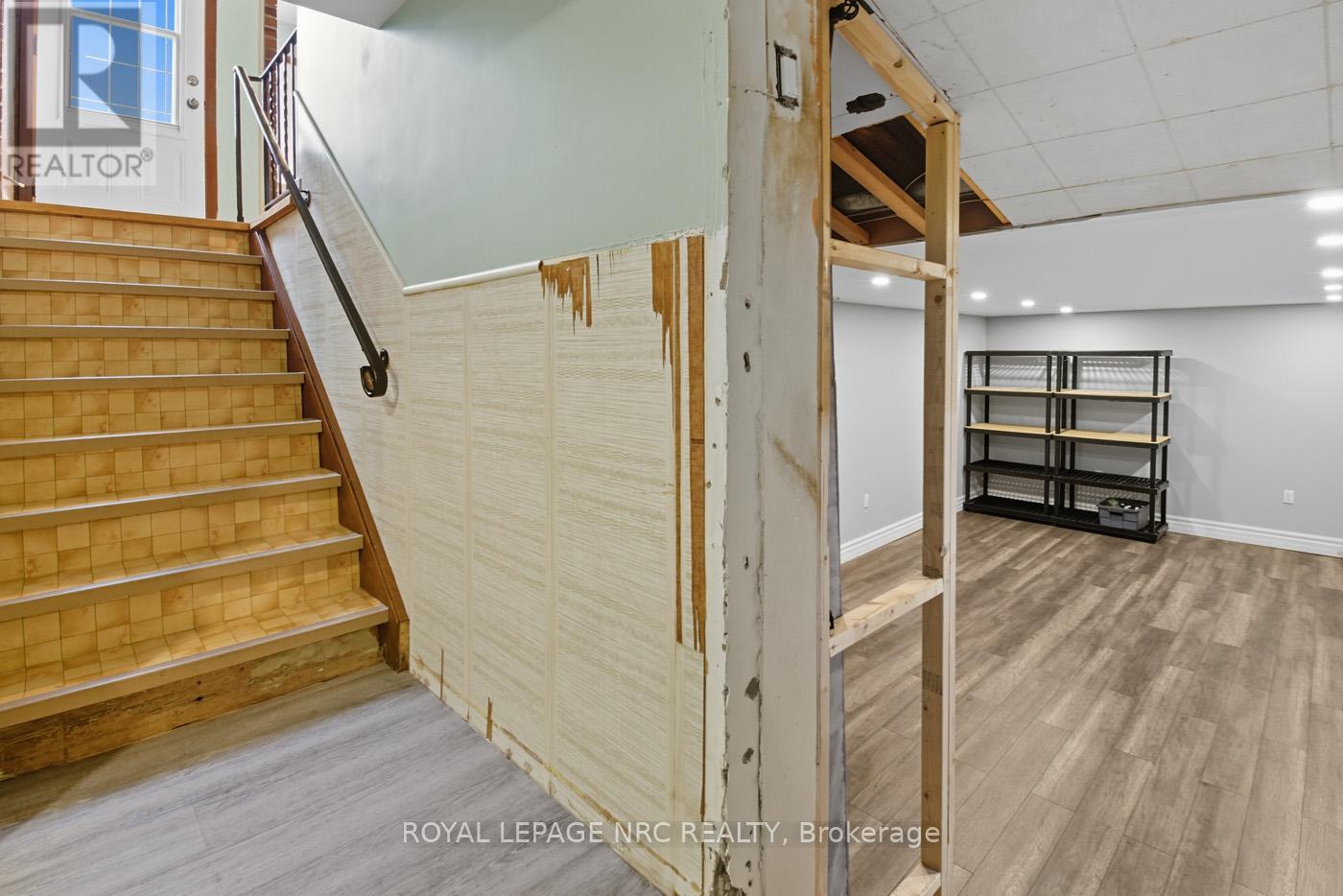 6568 Riall Street, Niagara Falls, Ontario  L2J 1Z6 - Photo 21 - X12421194