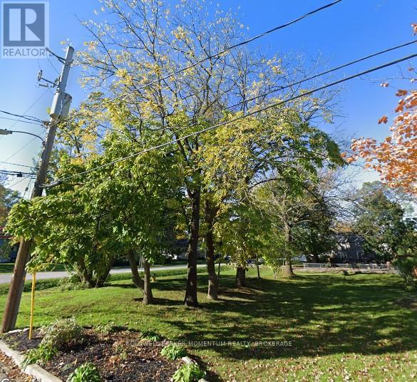 10a Betts Avenue, Grimsby, Ontario  L3M 2S6 - Photo 3 - X12421271