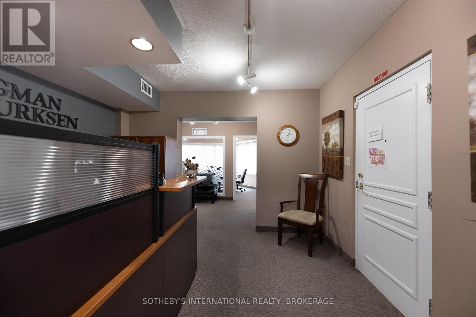 5 Race Street, St. Catharines, Ontario  L2R 3M1 - Photo 14 - X12421403