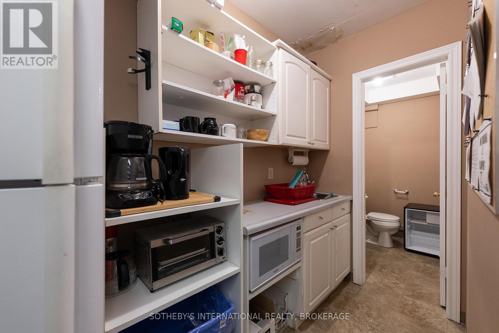 5 Race Street, St. Catharines, Ontario  L2R 3M1 - Photo 15 - X12421403