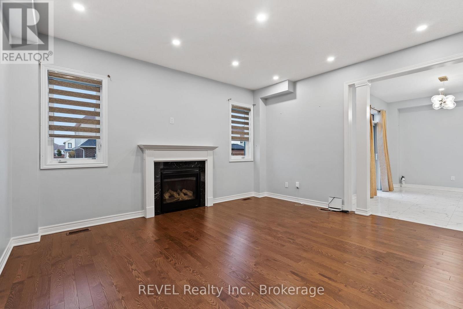 32 Sparkle Drive, Thorold, Ontario  L2V 0H2 - Photo 15 - X12421556