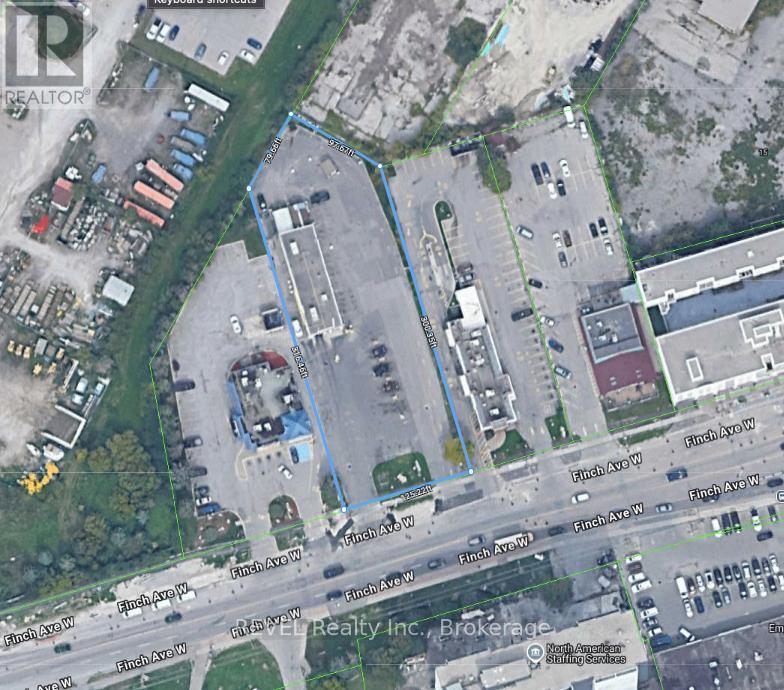 2370 Finch Avenue W, Toronto, Ontario  M9M 2C7 - Photo 2 - W12421833