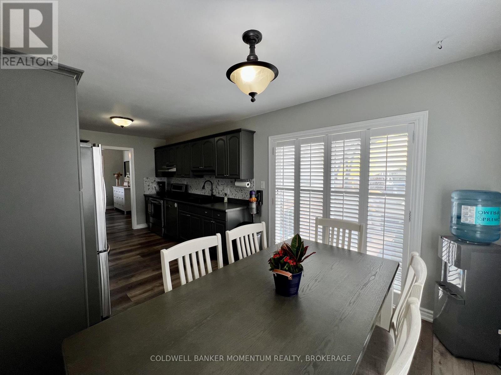 3933 Vineyard Crescent, Lincoln, Ontario  L0R 2C0 - Photo 15 - X12423013