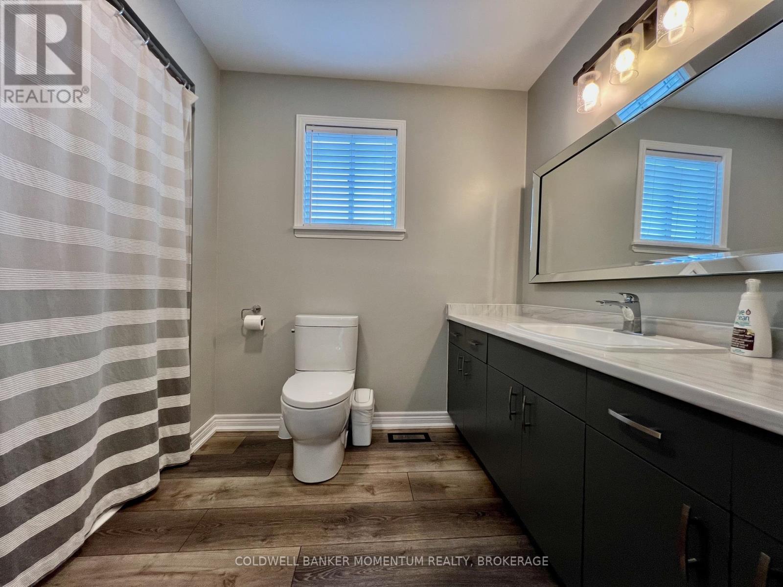 3933 Vineyard Crescent, Lincoln, Ontario  L0R 2C0 - Photo 17 - X12423013