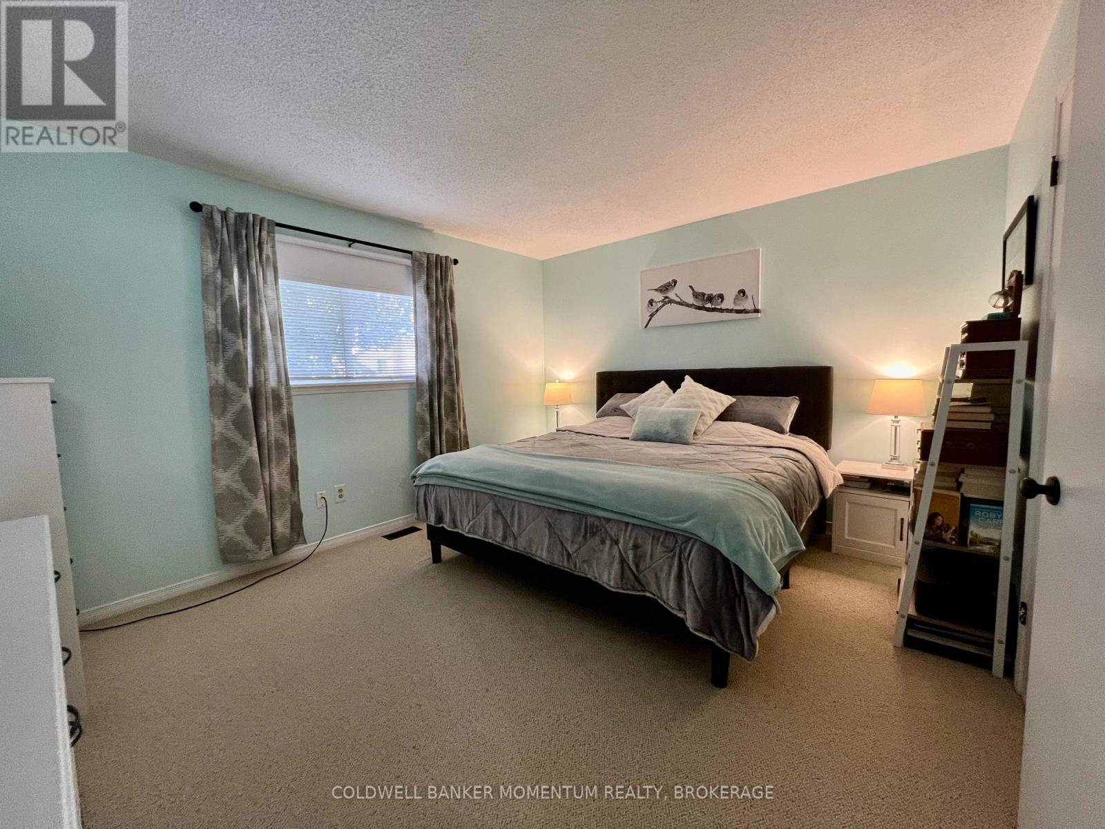 3933 Vineyard Crescent, Lincoln, Ontario  L0R 2C0 - Photo 20 - X12423013