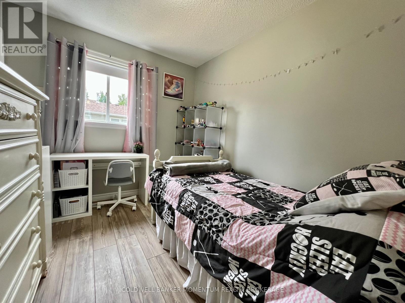 3933 Vineyard Crescent, Lincoln, Ontario  L0R 2C0 - Photo 25 - X12423013