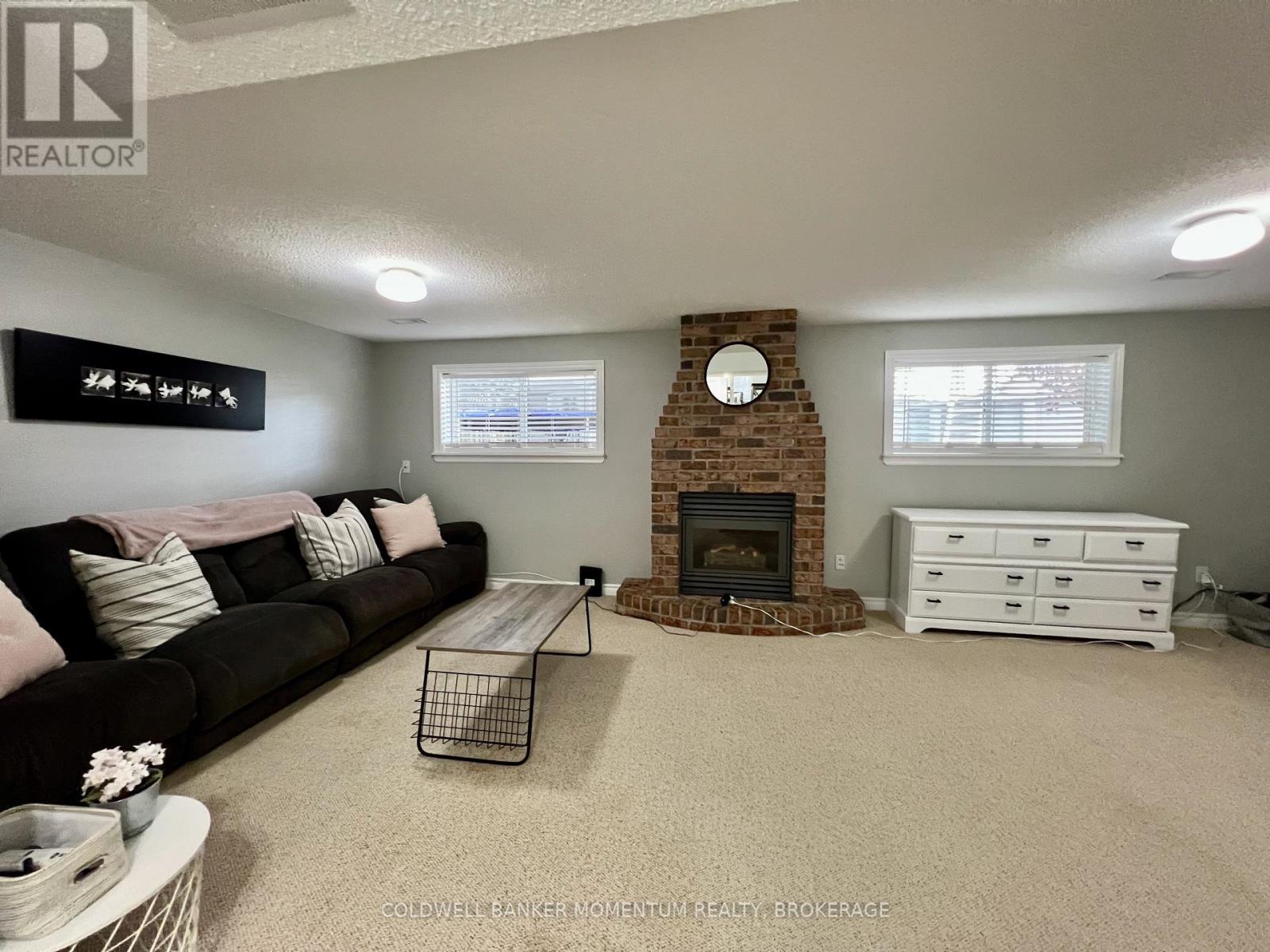 3933 Vineyard Crescent, Lincoln, Ontario  L0R 2C0 - Photo 28 - X12423013