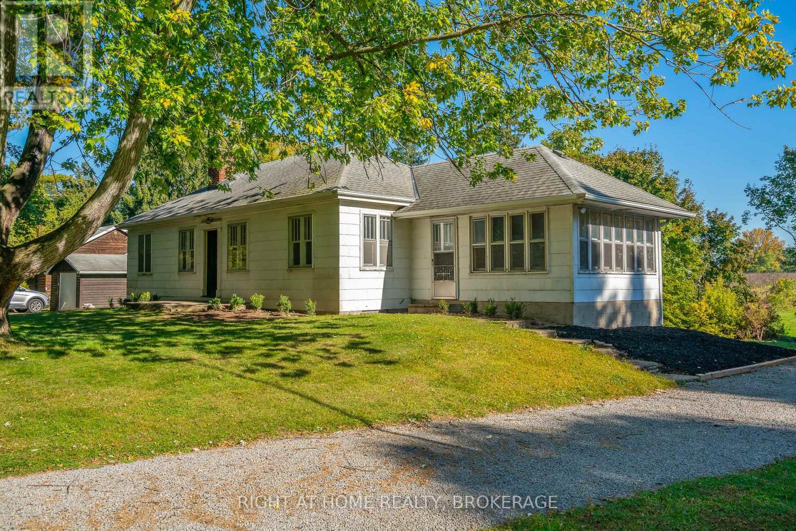 1353 MCNAB ROAD, Niagara-on-the-Lake, Ontario