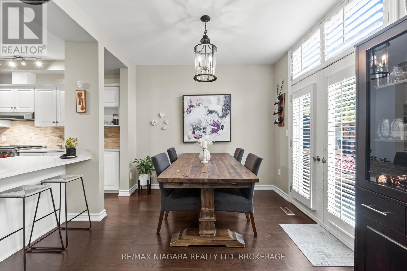 3 - 88 Lakeport Road, St. Catharines, Ontario  L2N 4P8 - Photo 12 - X12425061