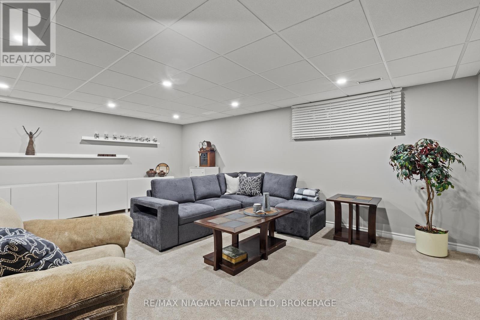 3 - 88 Lakeport Road, St. Catharines, Ontario  L2N 4P8 - Photo 33 - X12425061