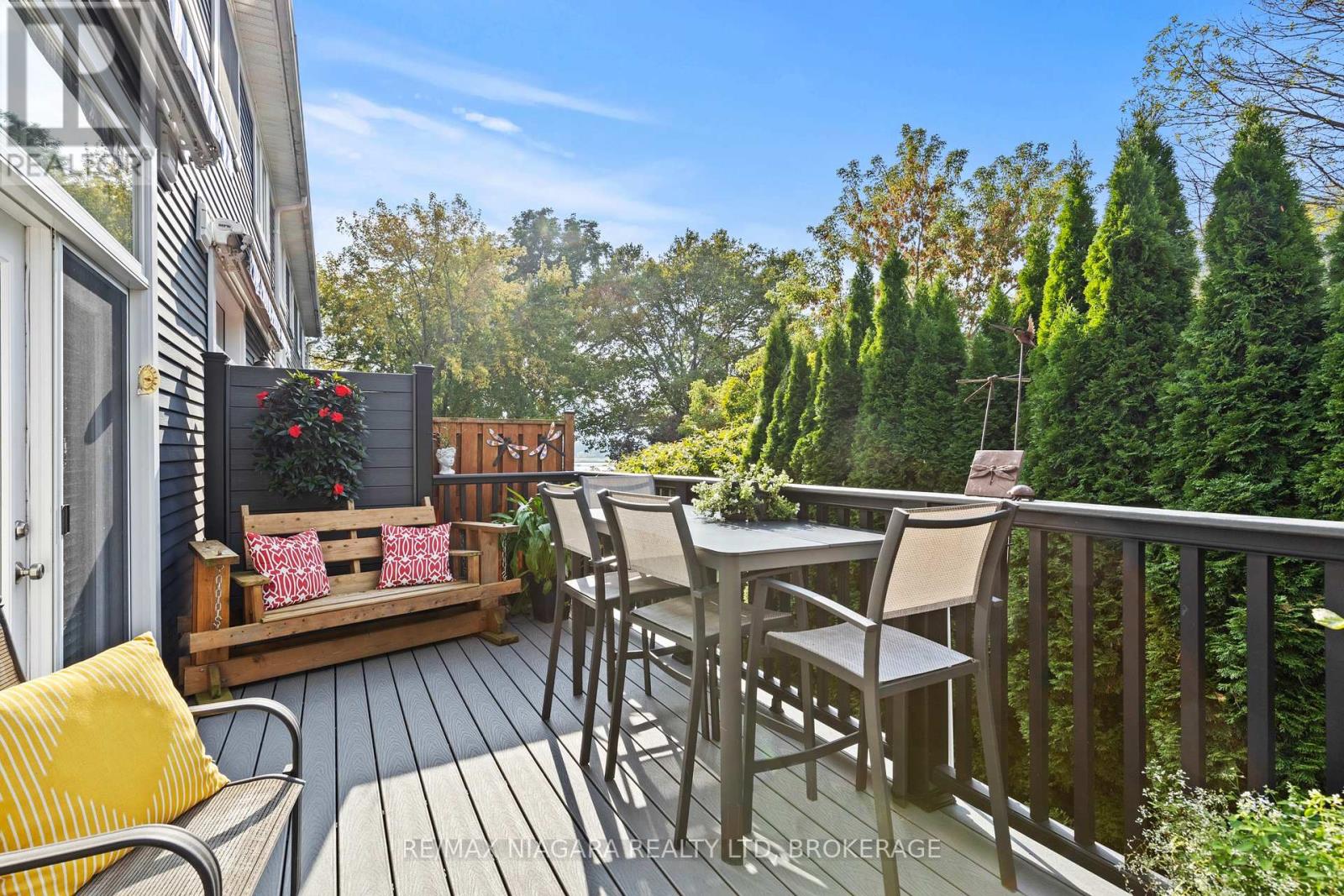 3 - 88 Lakeport Road, St. Catharines, Ontario  L2N 4P8 - Photo 40 - X12425061