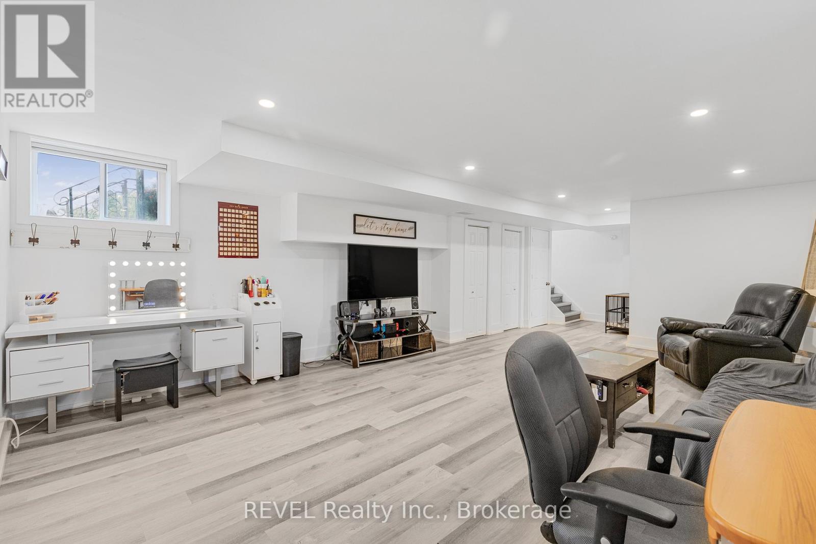 16 Roxborough Court, St. Catharines, Ontario  L2M 6E3 - Photo 22 - X12425175