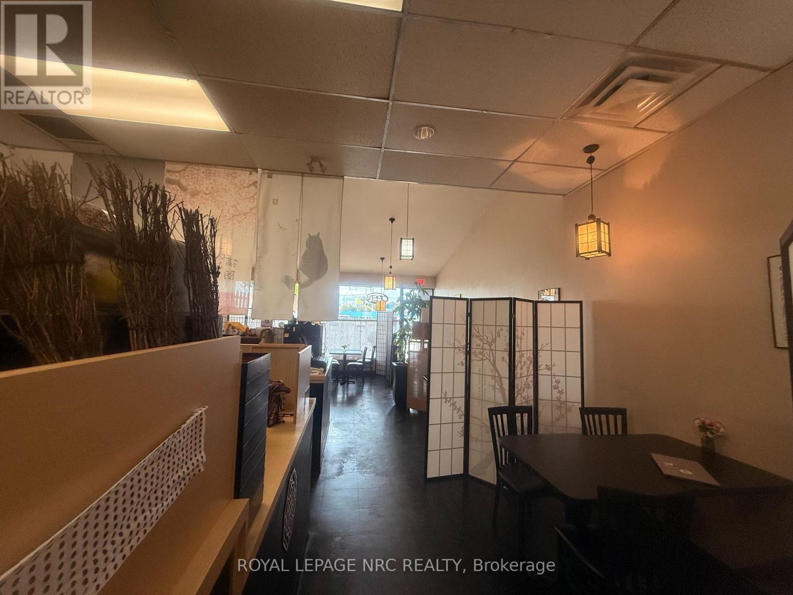 14 - 6100 Thorold Stone Road, Niagara Falls, Ontario  L2J 1A3 - Photo 11 - X12425232