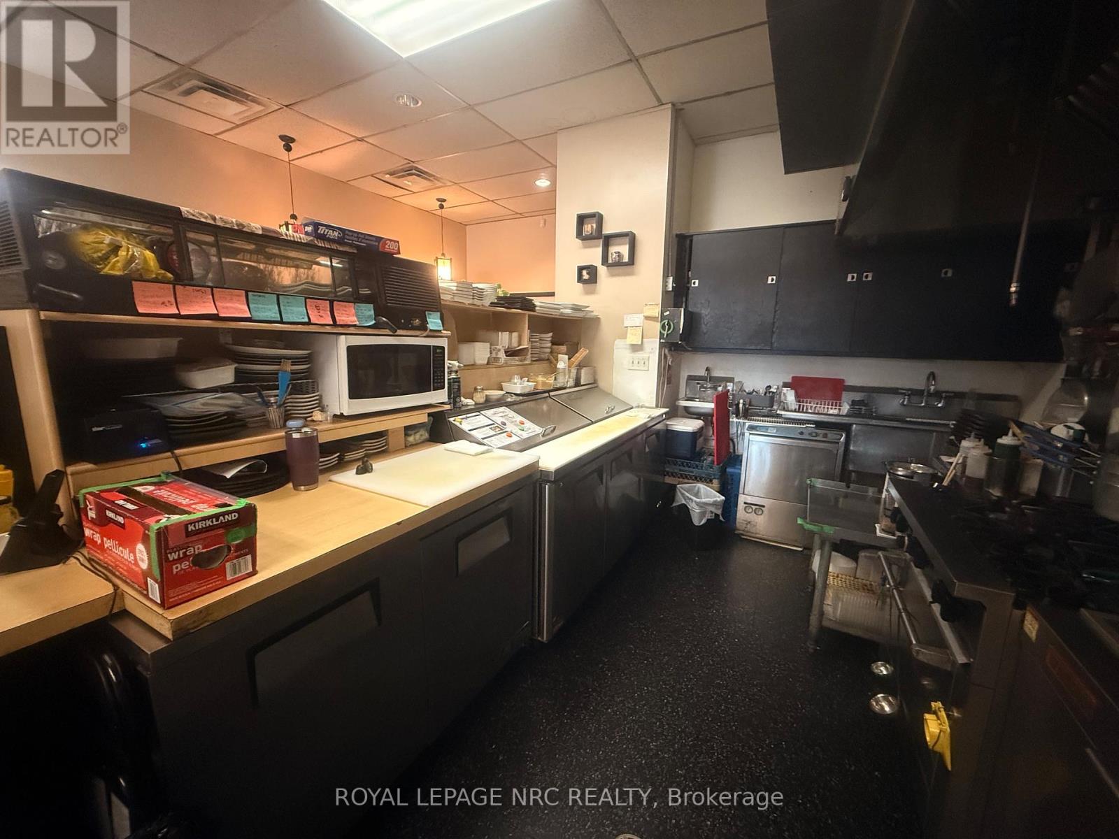 14 - 6100 Thorold Stone Road, Niagara Falls, Ontario  L2J 1A3 - Photo 8 - X12425232