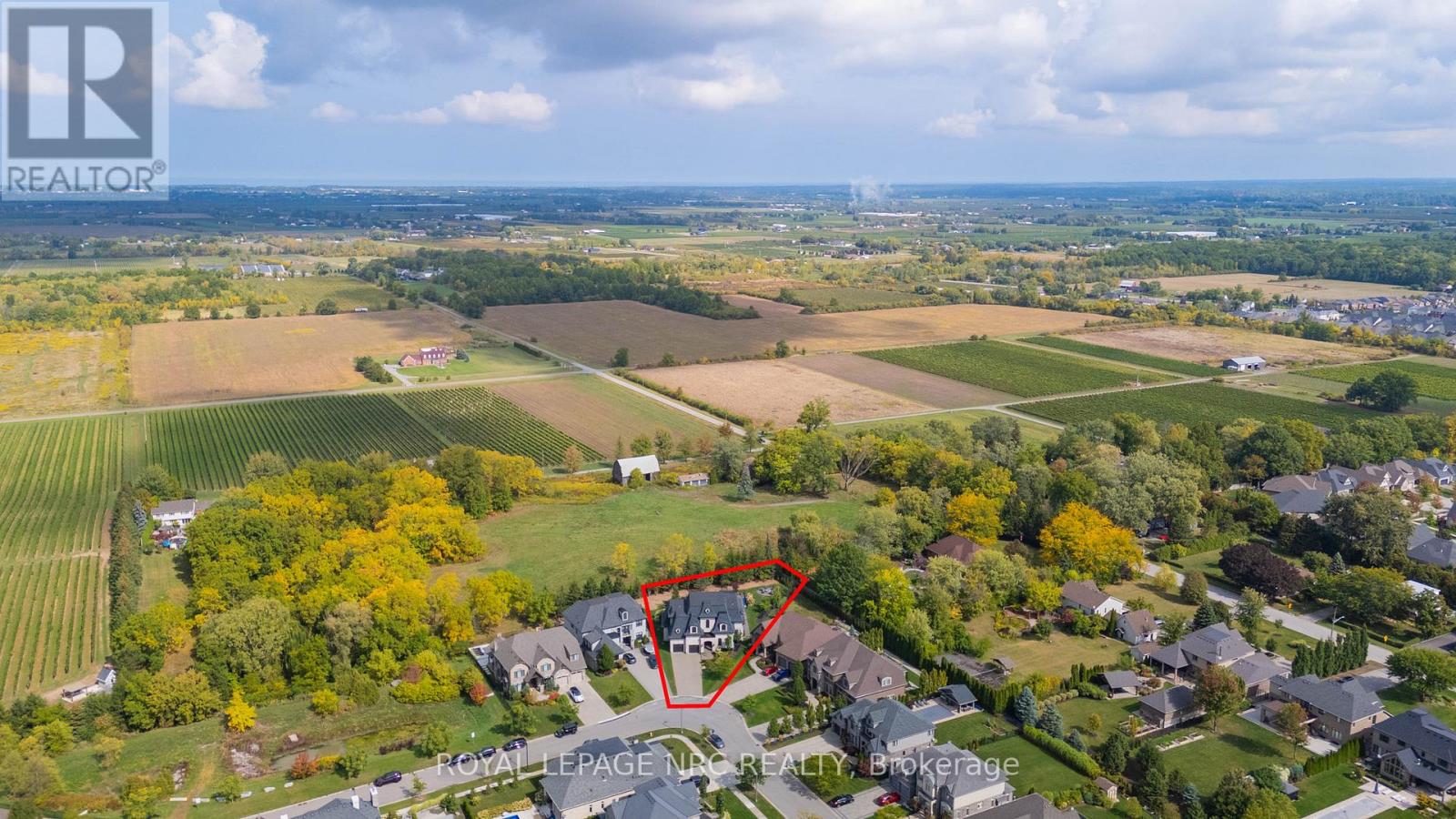 26 Sandalwood Crescent, Niagara-On-The-Lake, Ontario  L0S 1P0 - Photo 47 - X12425309