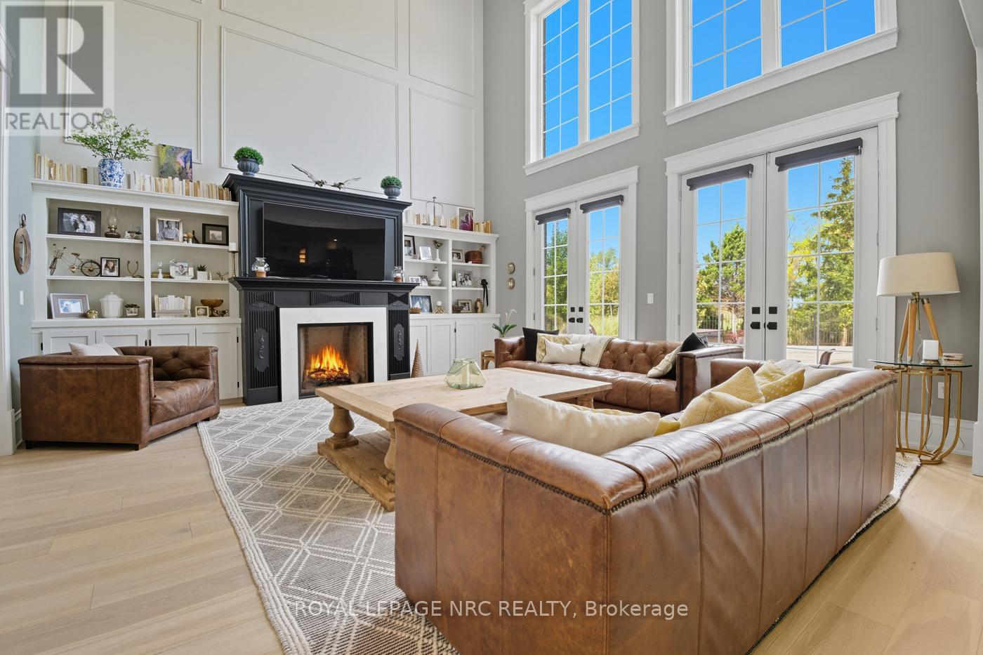 26 Sandalwood Crescent, Niagara-On-The-Lake, Ontario  L0S 1P0 - Photo 6 - X12425309