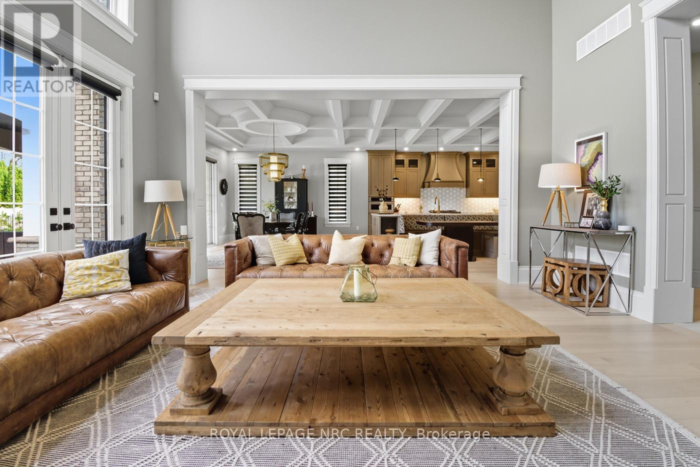 26 Sandalwood Crescent, Niagara-On-The-Lake, Ontario  L0S 1P0 - Photo 9 - X12425309