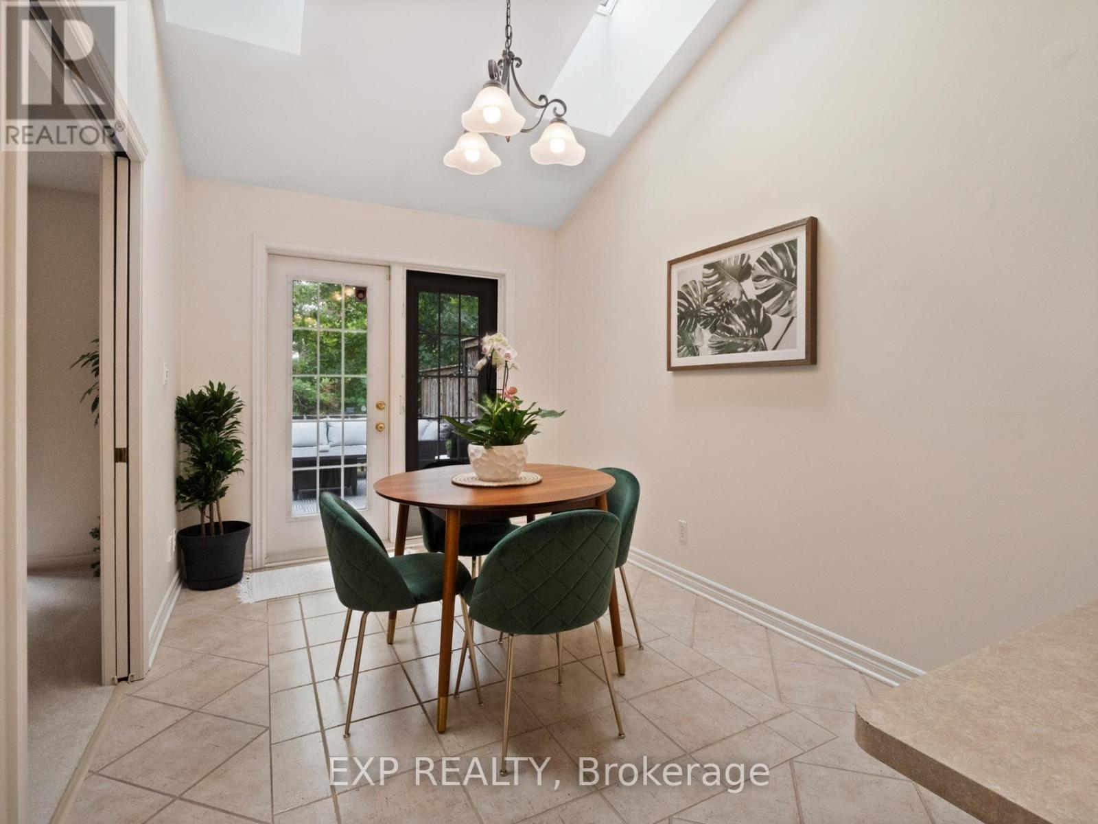 23 - 3241 Montrose Road, Niagara Falls, Ontario  L2H 3L3 - Photo 12 - X12425423