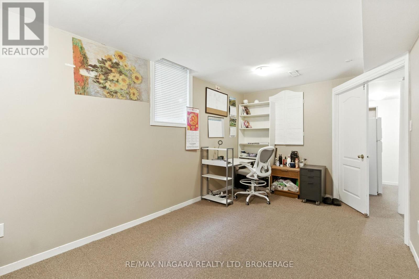 127 Devine Crescent, Thorold, Ontario  L2V 5A5 - Photo 27 - X12425561