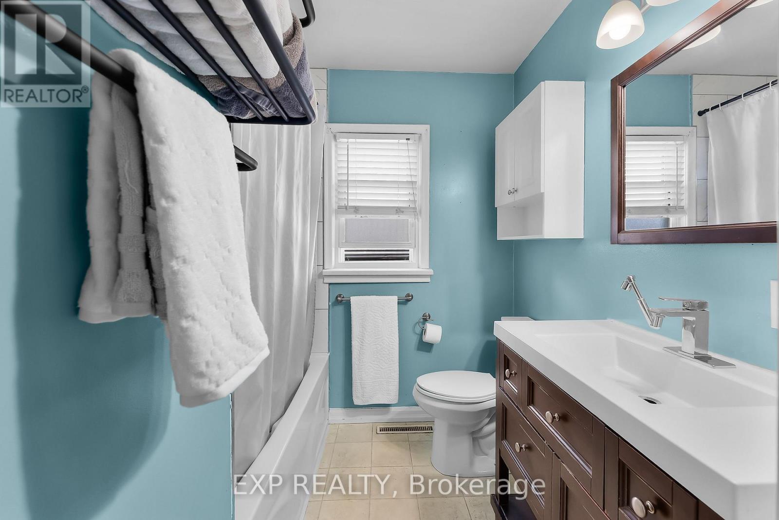 2 Homewood Avenue, Port Colborne, Ontario  L3K 5L5 - Photo 20 - X12425899