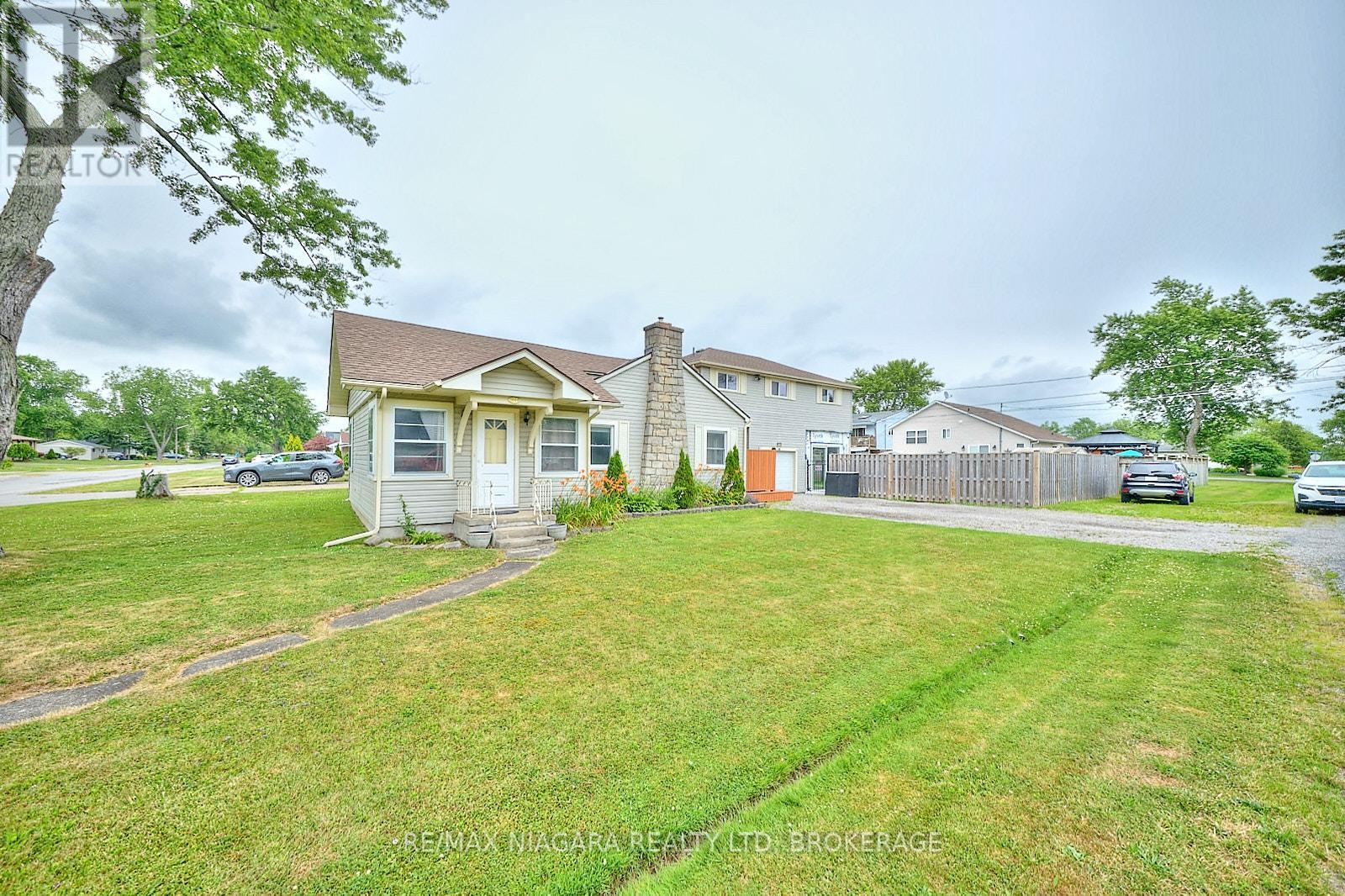 1444 Lakehurst Avenue, Fort Erie, Ontario  L2A 3A3 - Photo 34 - X12426831
