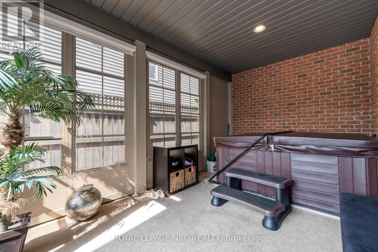 10 Montrose Street, St. Catharines, Ontario  L2S 4A7 - Photo 27 - X12426953