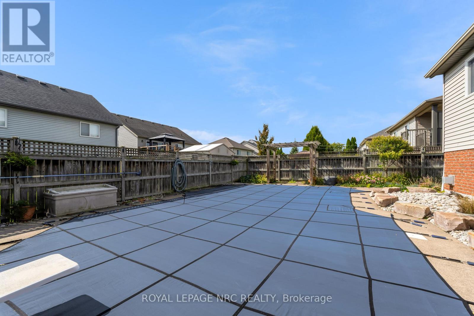 10 Montrose Street, St. Catharines, Ontario  L2S 4A7 - Photo 32 - X12426953