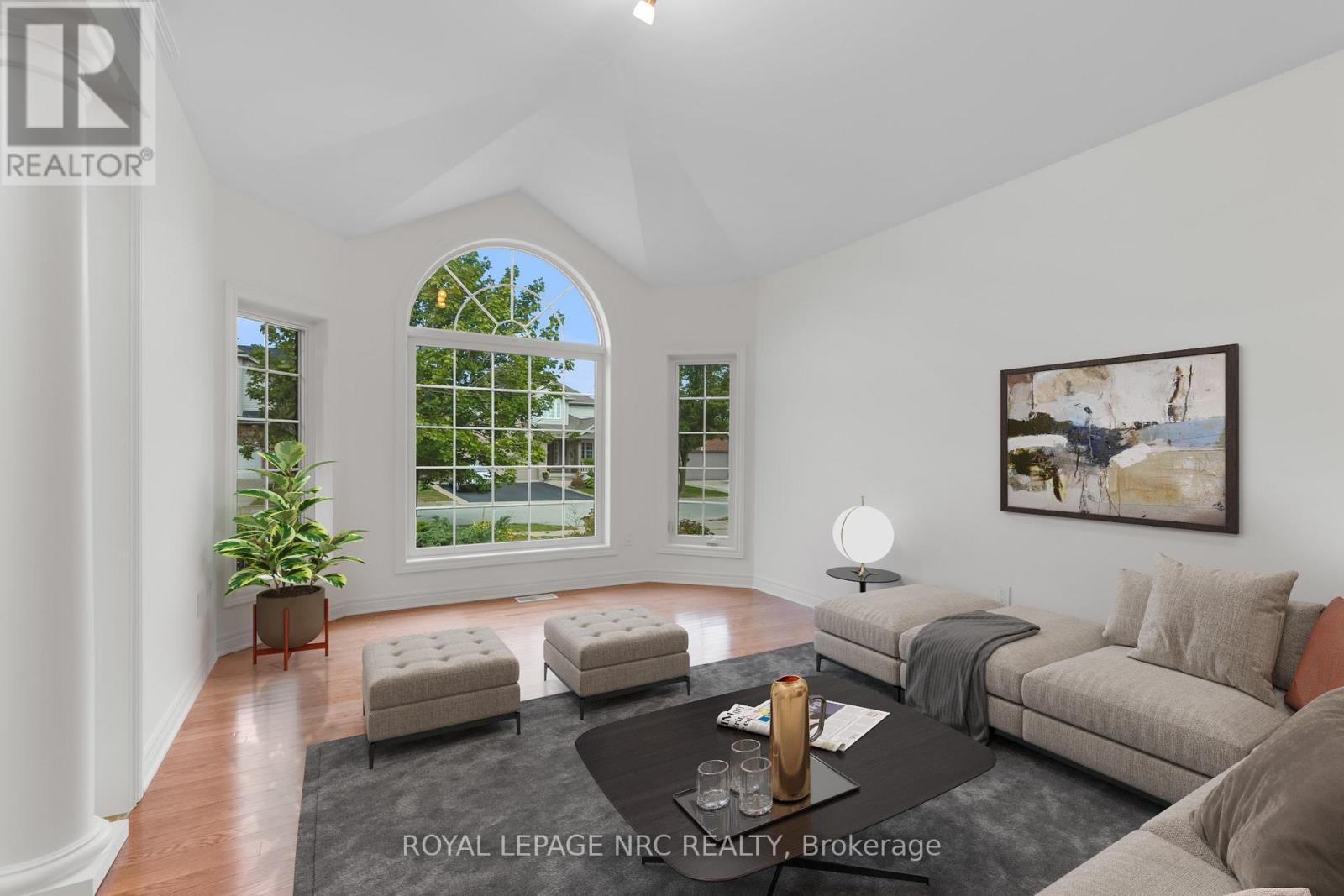 10 Montrose Street, St. Catharines, Ontario  L2S 4A7 - Photo 4 - X12426953