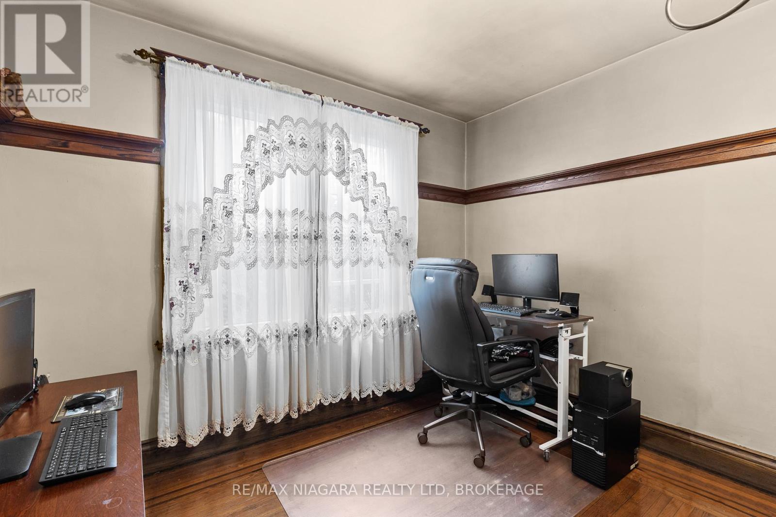 154 Melrose Avenue N, Hamilton, Ontario  L8L 6X6 - Photo 14 - X12428059