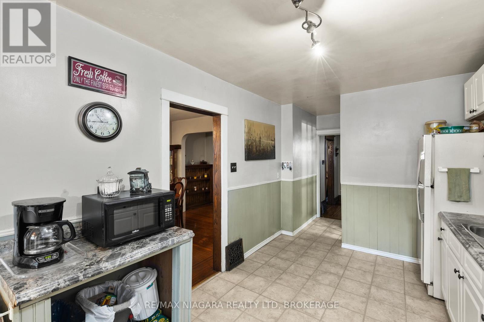 154 Melrose Avenue N, Hamilton, Ontario  L8L 6X6 - Photo 18 - X12428059