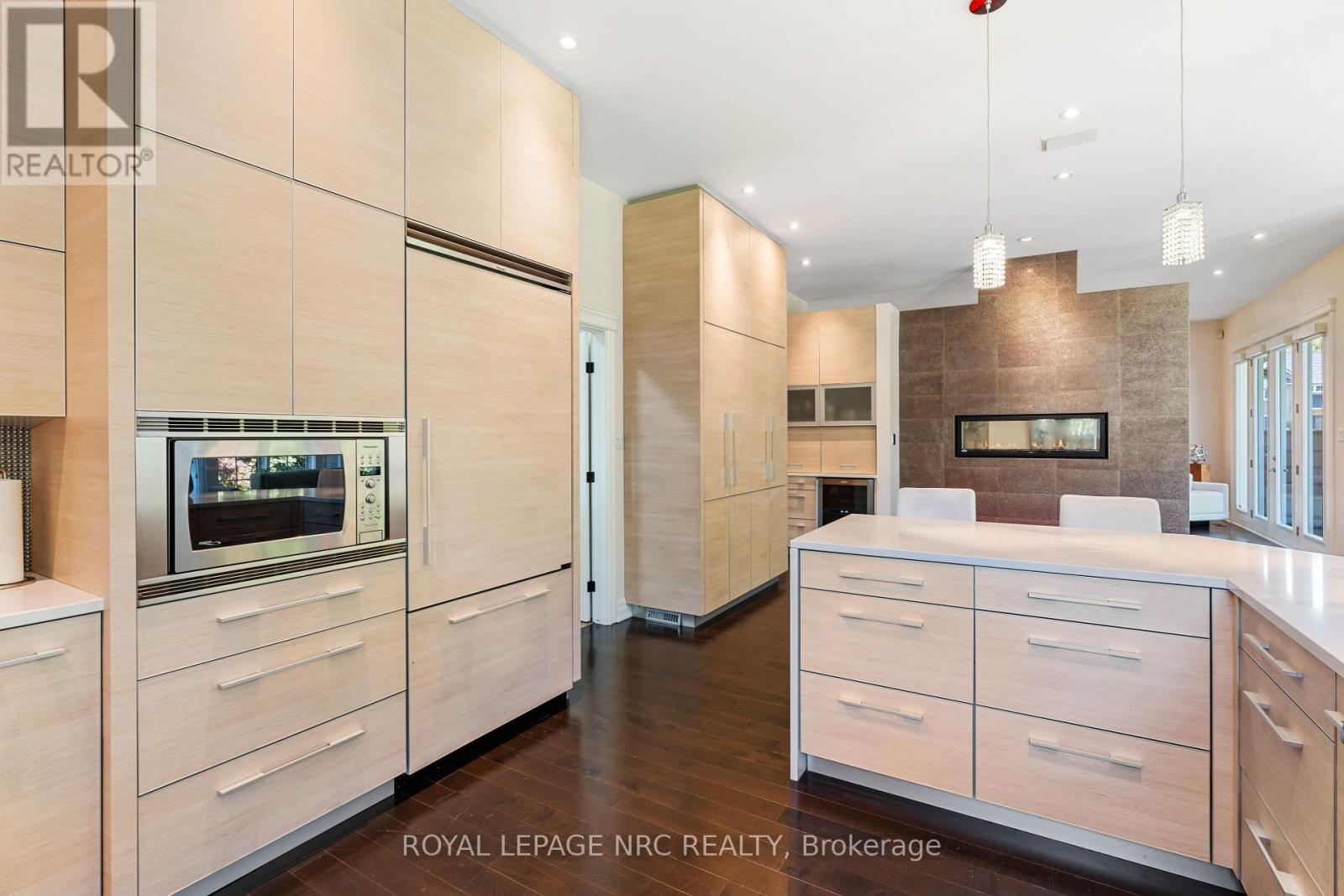 3505 Matthews Drive, Niagara Falls, Ontario  L2H 2Z4 - Photo 9 - X12428233