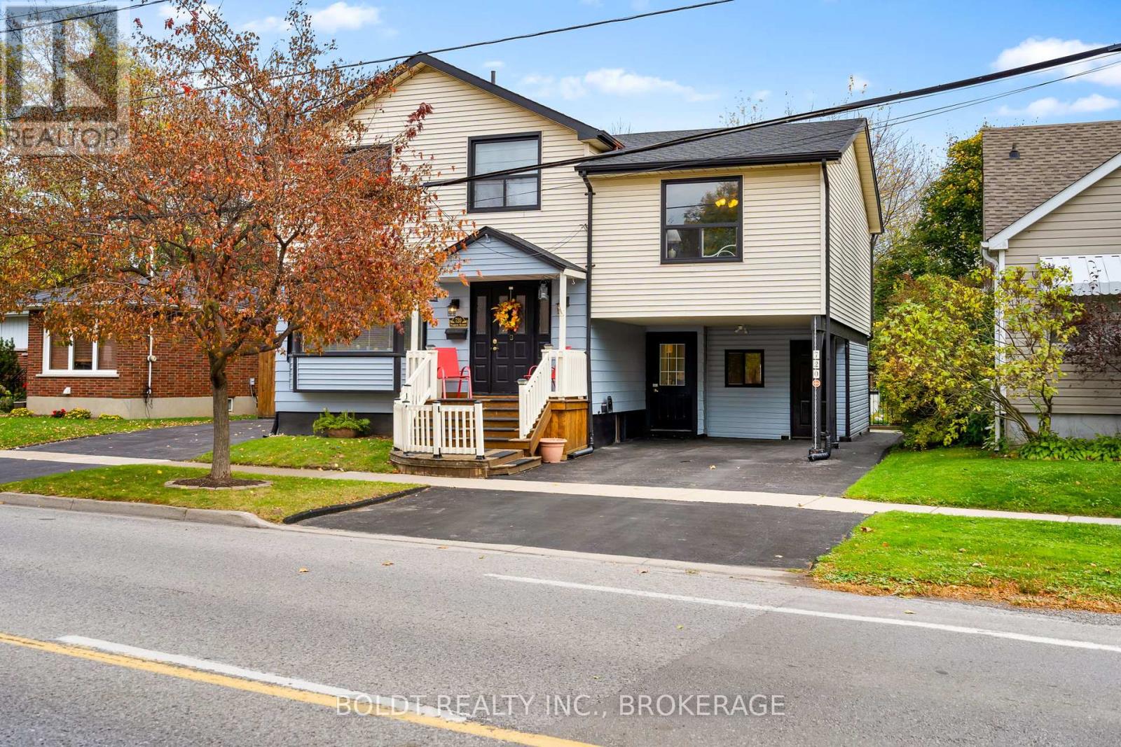 720 Niagara Street, St. Catharines, Ontario  L2M 3R9 - Photo 2 - X12428234