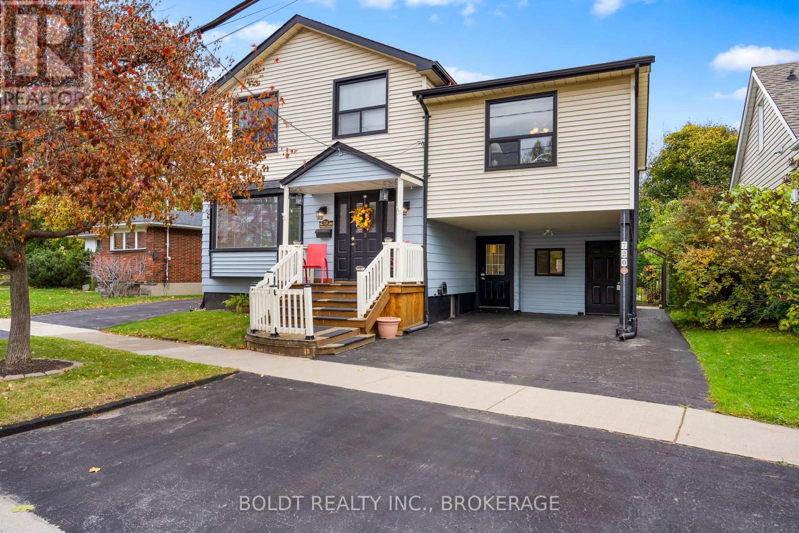 720 Niagara Street, St. Catharines, Ontario  L2M 3R9 - Photo 3 - X12428234