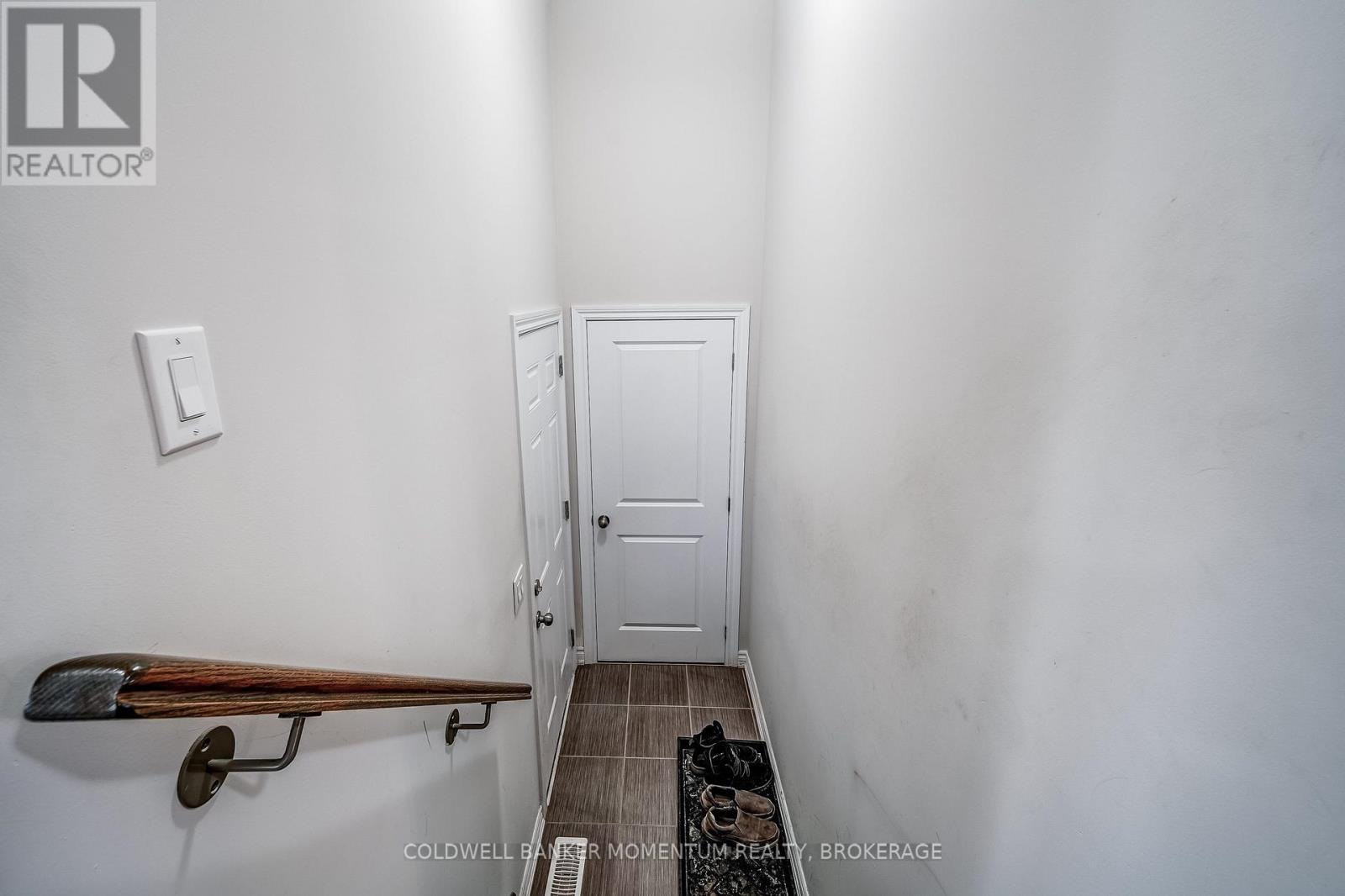 139 Isabella Drive, Orillia, Ontario  L3V 8K7 - Photo 10 - S12428641