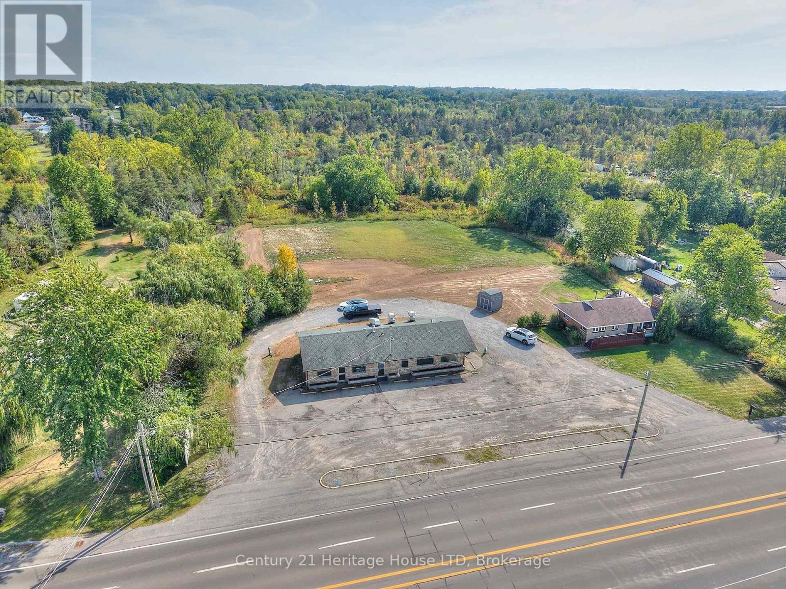 3551 Garrison Road, Fort Erie, Ontario  L0S 1N0 - Photo 19 - X12429567