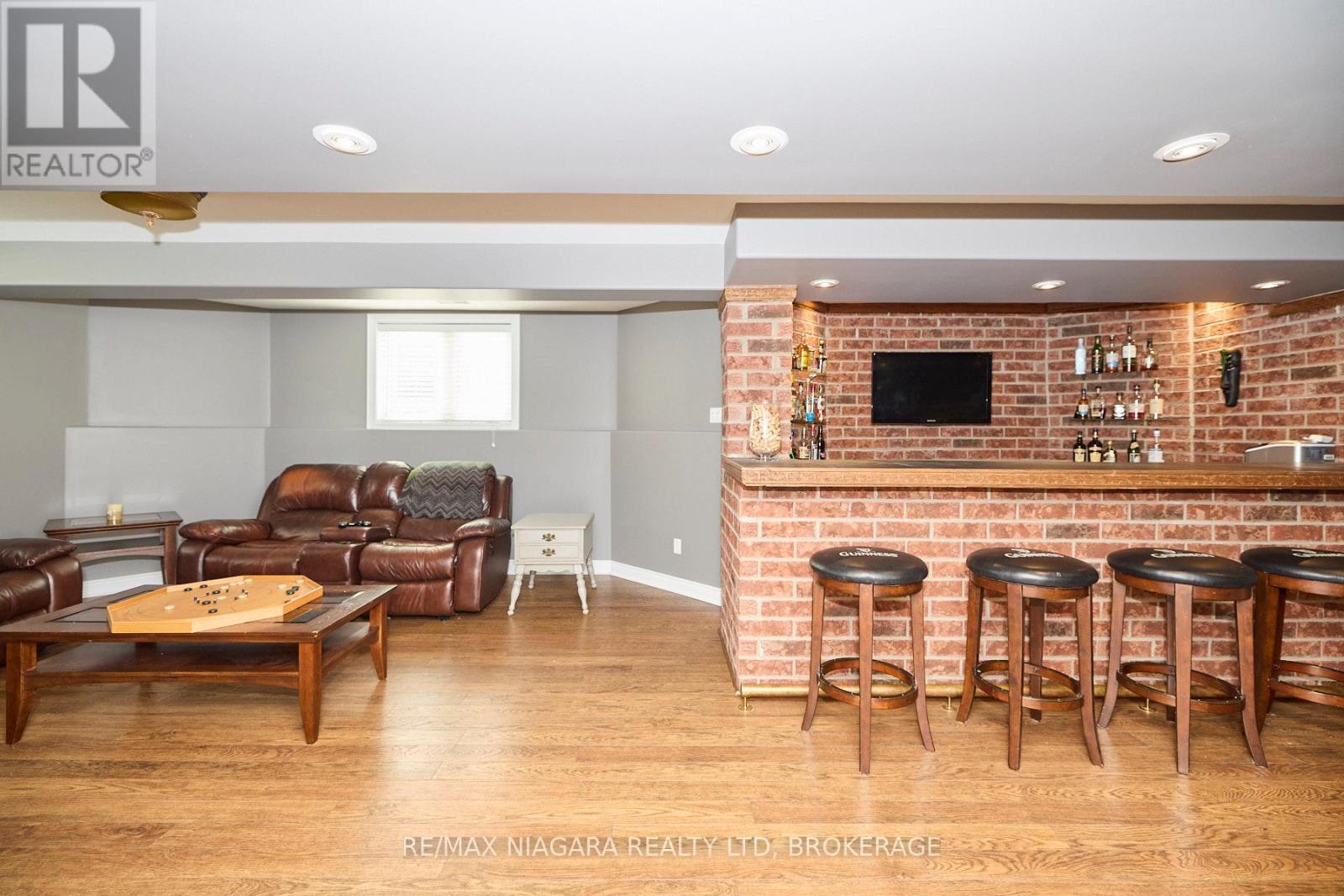 507 Carrie Avenue, Fort Erie, Ontario  L0S 1N0 - Photo 31 - X12430324