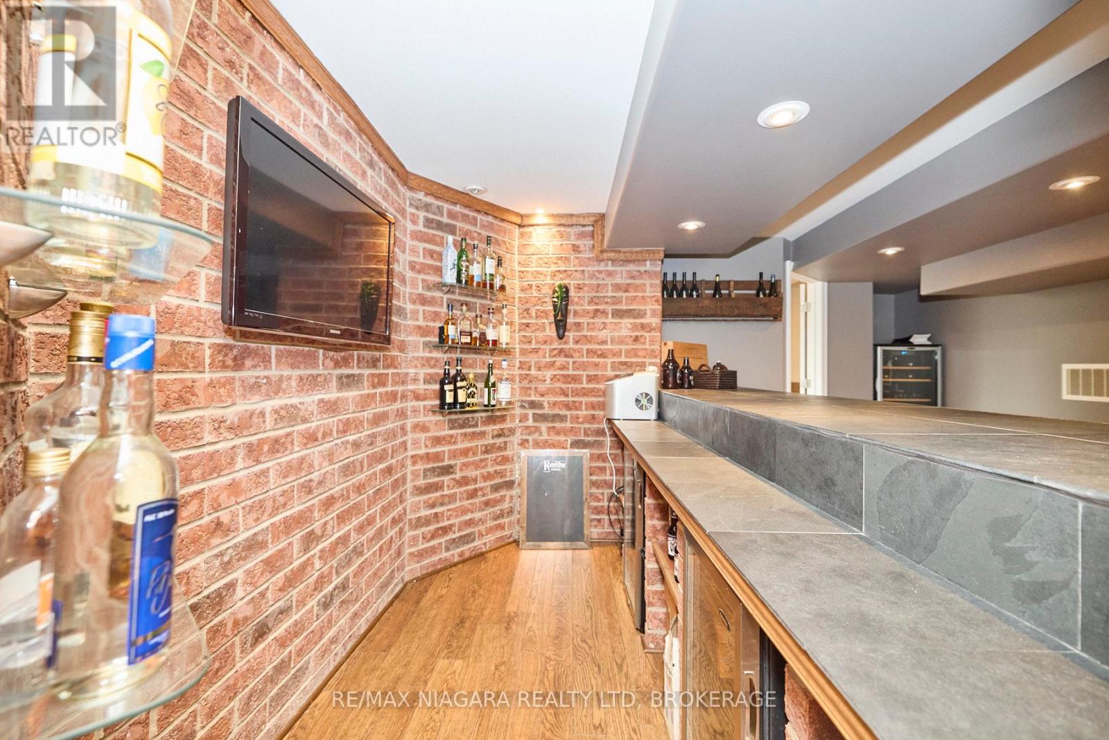 507 Carrie Avenue, Fort Erie, Ontario  L0S 1N0 - Photo 33 - X12430324