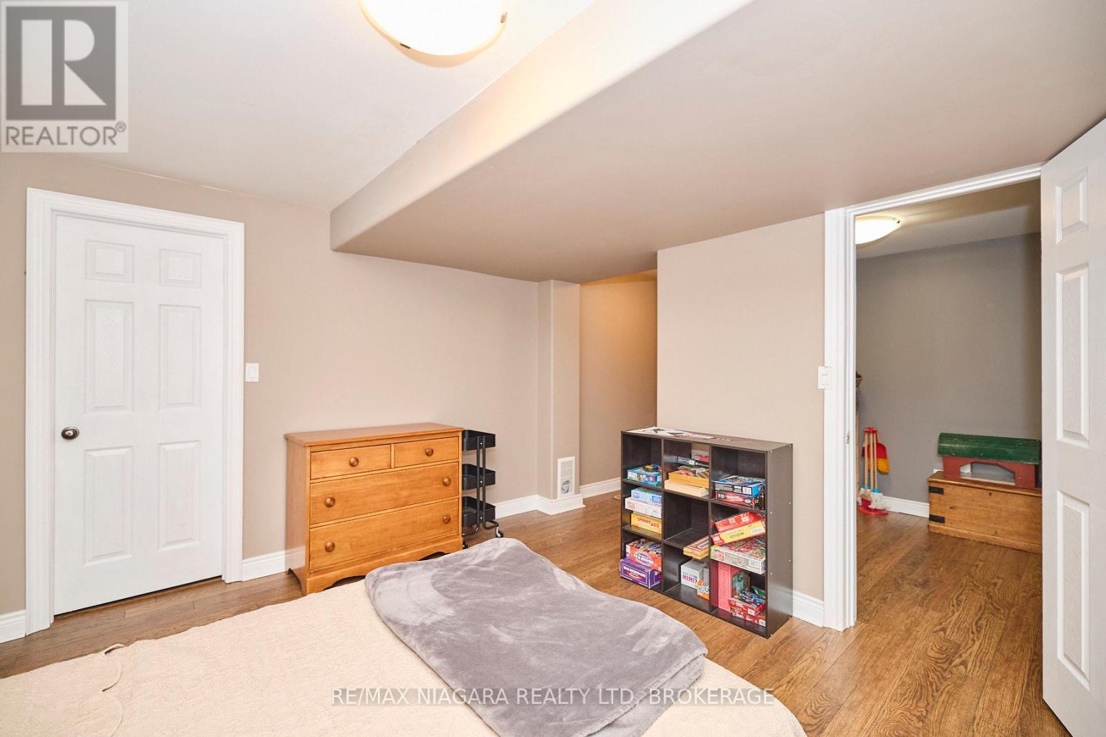 507 Carrie Avenue, Fort Erie, Ontario  L0S 1N0 - Photo 36 - X12430324