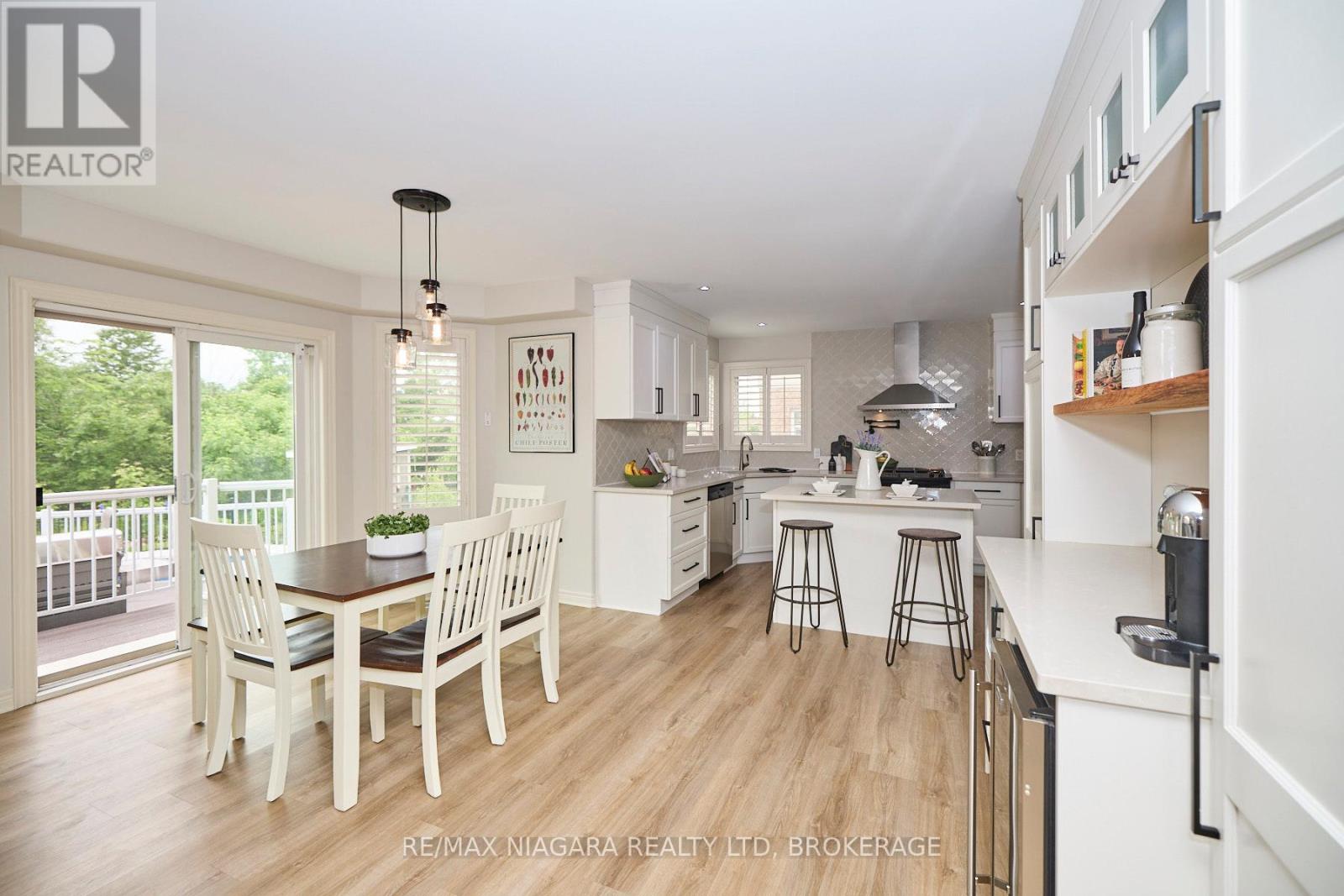 507 Carrie Avenue, Fort Erie, Ontario  L0S 1N0 - Photo 8 - X12430324