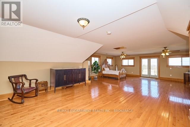 4915 King Street, Lincoln, Ontario  L0R 1B0 - Photo 17 - X12430560