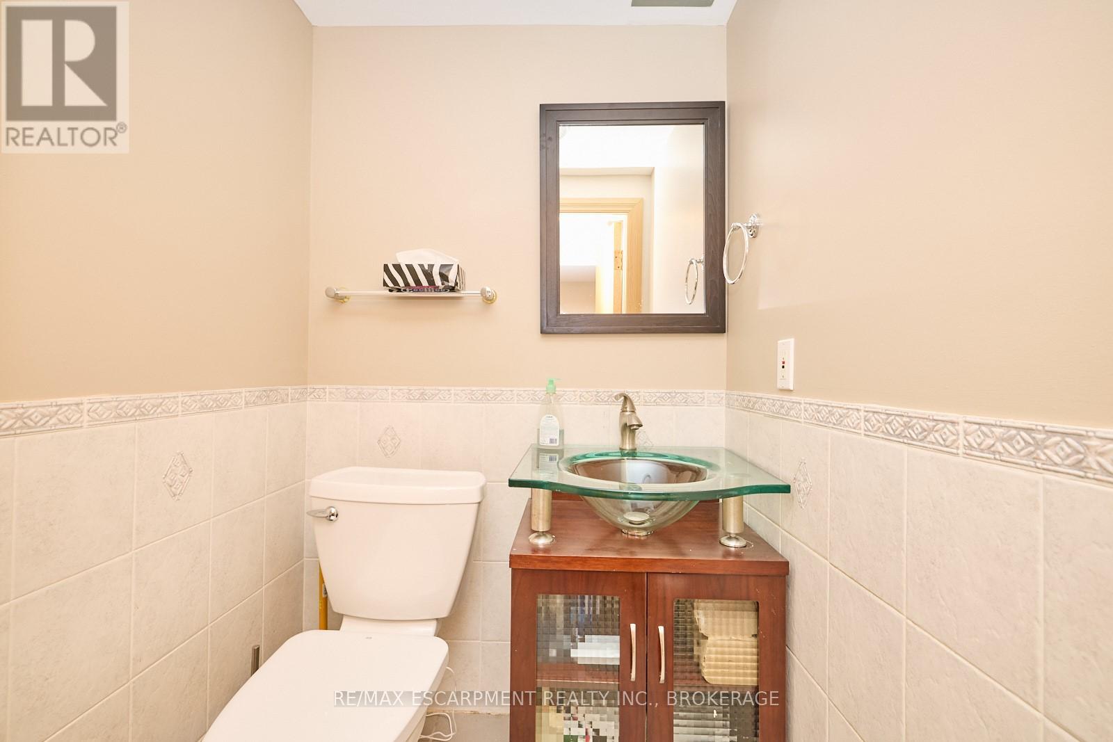 4915 King Street, Lincoln, Ontario  L0R 1B0 - Photo 22 - X12430560