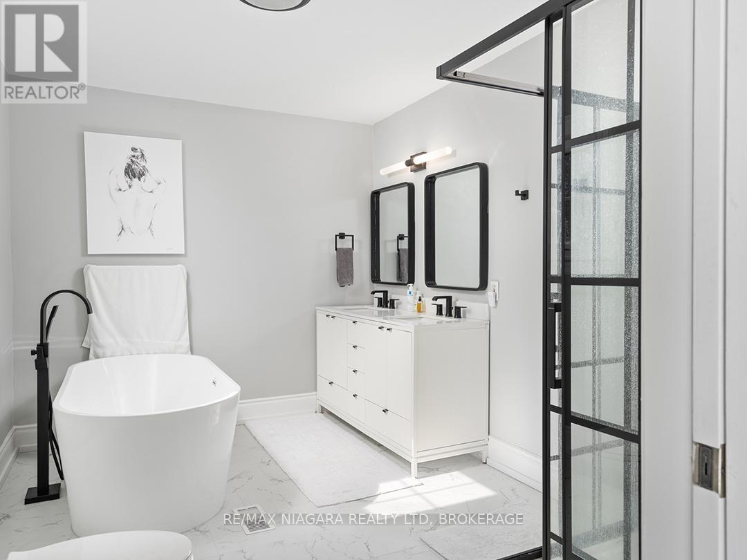 10187 Lakeshore Road W, Wainfleet, Ontario  L3K 5V4 - Photo 32 - X12430583